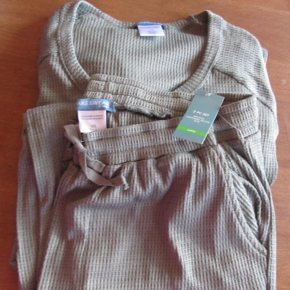 2pc Sage Green Loungewear Womens sz LG Womens Sleepwear sz L Vintage 2 pc Top PJ